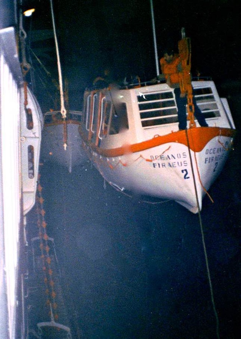 CRUISE SHIP DOWN - thumbnail