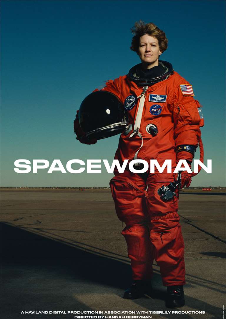 SPACEWOMAN_Portrait_Final