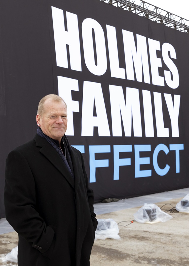 HOLMES FAMILY EFFECT - thumbnail